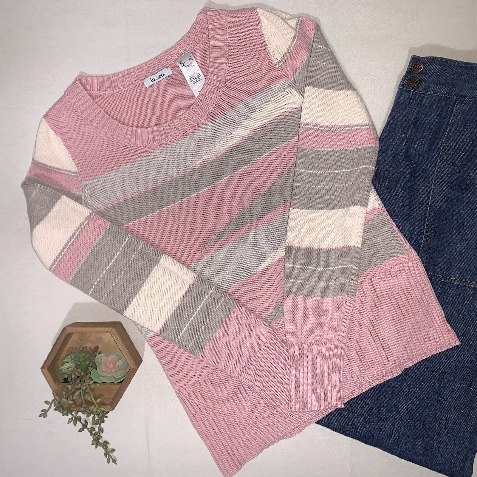 Liz And Co Vintage Sweater Women’s Pink Cream And Gray Striped Knit Small