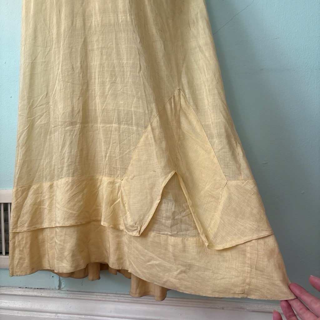 Antique Edwardian cream silk cotton lawn garden party wedding gown dress 1900s