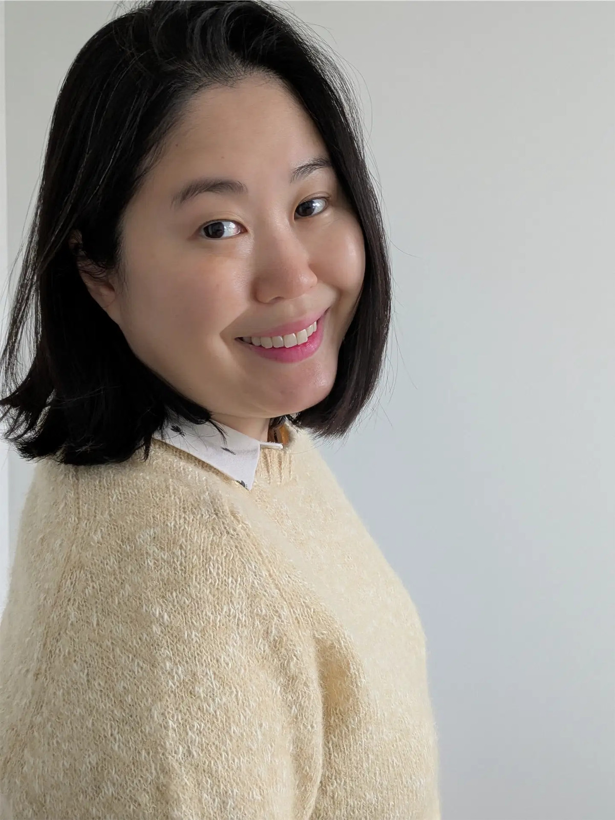 Pringle of Scotland Vintage Wool/Cotton Blend Sweater – Beige, Women’s Size S)