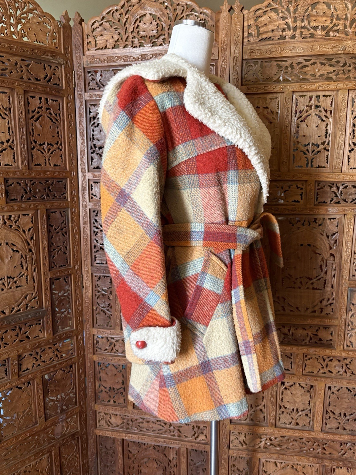 Vintage 70s Plaid Coat Womens Sherpa Collar Faux Fur 1970s Belted Hooded Hippie