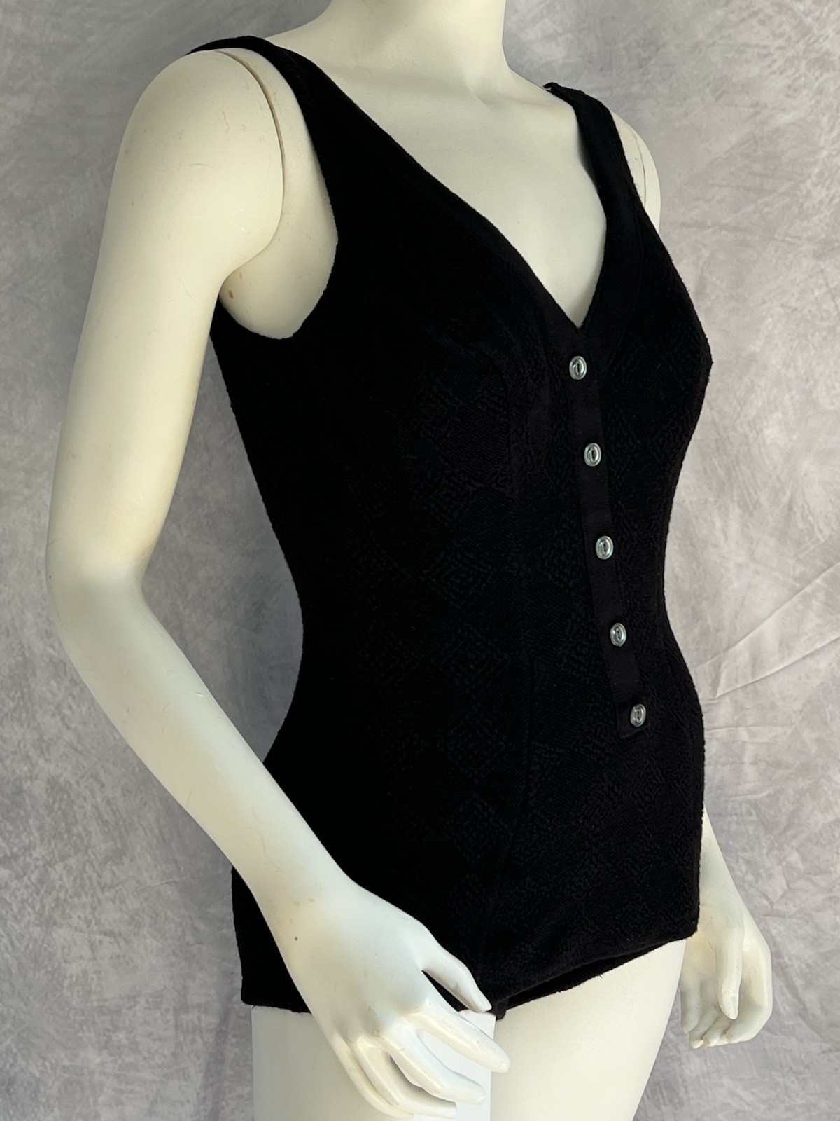 Vintage 1950’s Maineliner Globe Knitwear Black Knit 1 Piece Swimsuit Size Small