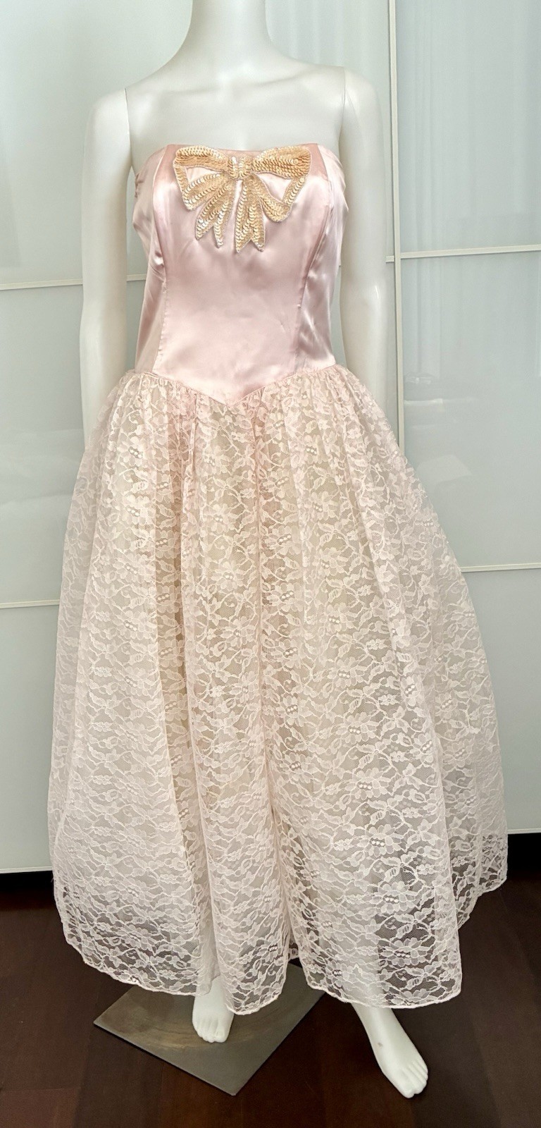 Vintage 80s Does 50s Gunne Sax Pink Satin Lace Strapless Dress with Sequins M