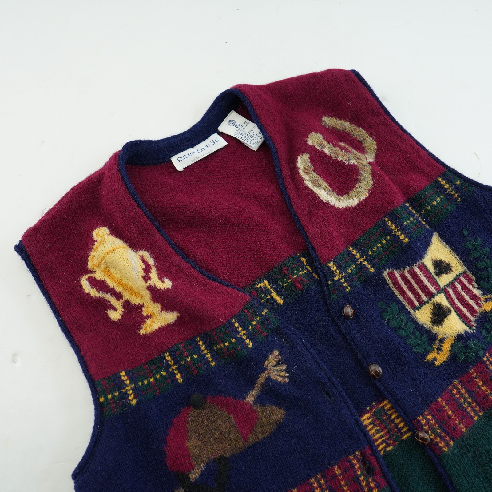 Robert Scott Ltd Vintage Sweater Vest women’s XL Hand Knit HORSE RACE equestrian