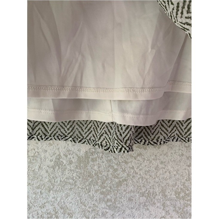 Old Navy Cream and Hazel Green Patterned A-Line Mini Skirt Medium Lined