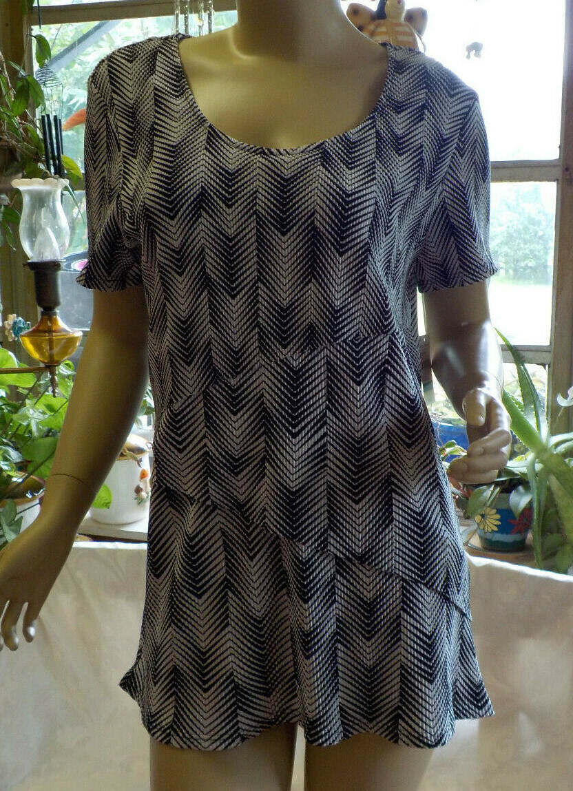 Vintage Studio Works Blouse Size XL NWT Black/White Short Sleeve Scoop Neck USA