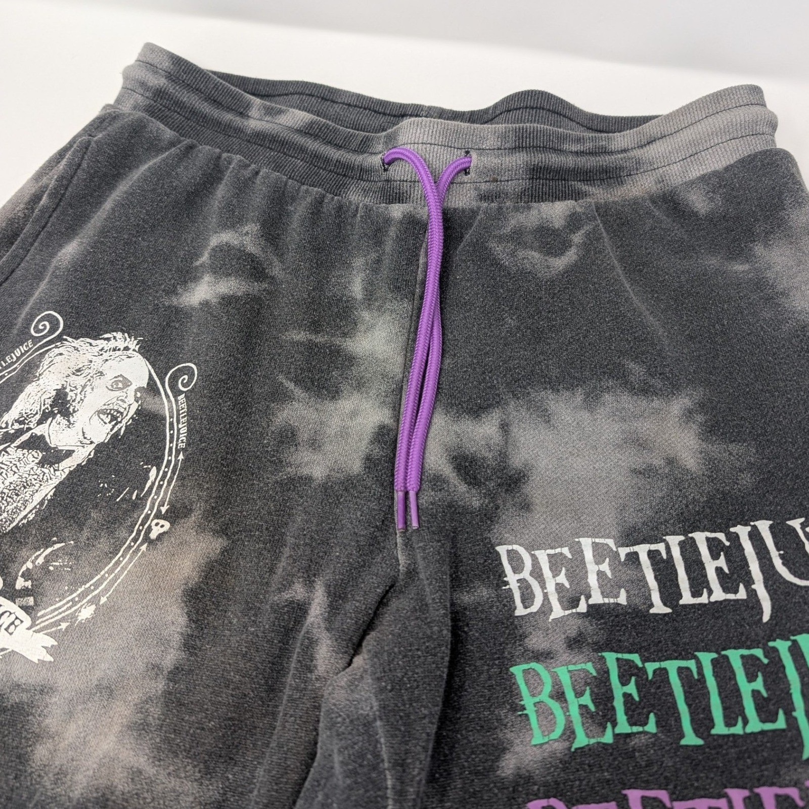 Beetlejuice Graphic Acid Wash Grey Sweatpants Joggers Strange & Unusual Size M