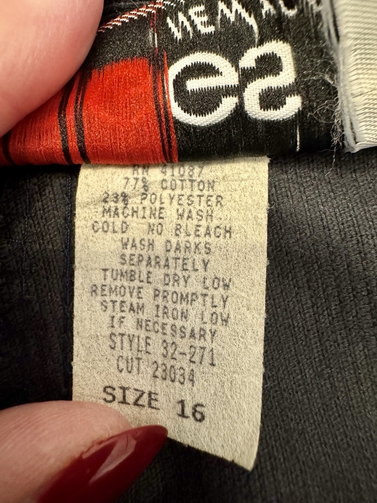Briggs New York Women’s Gray Corduroy Pleated Walking Shorts Size 16 VTG 80’s