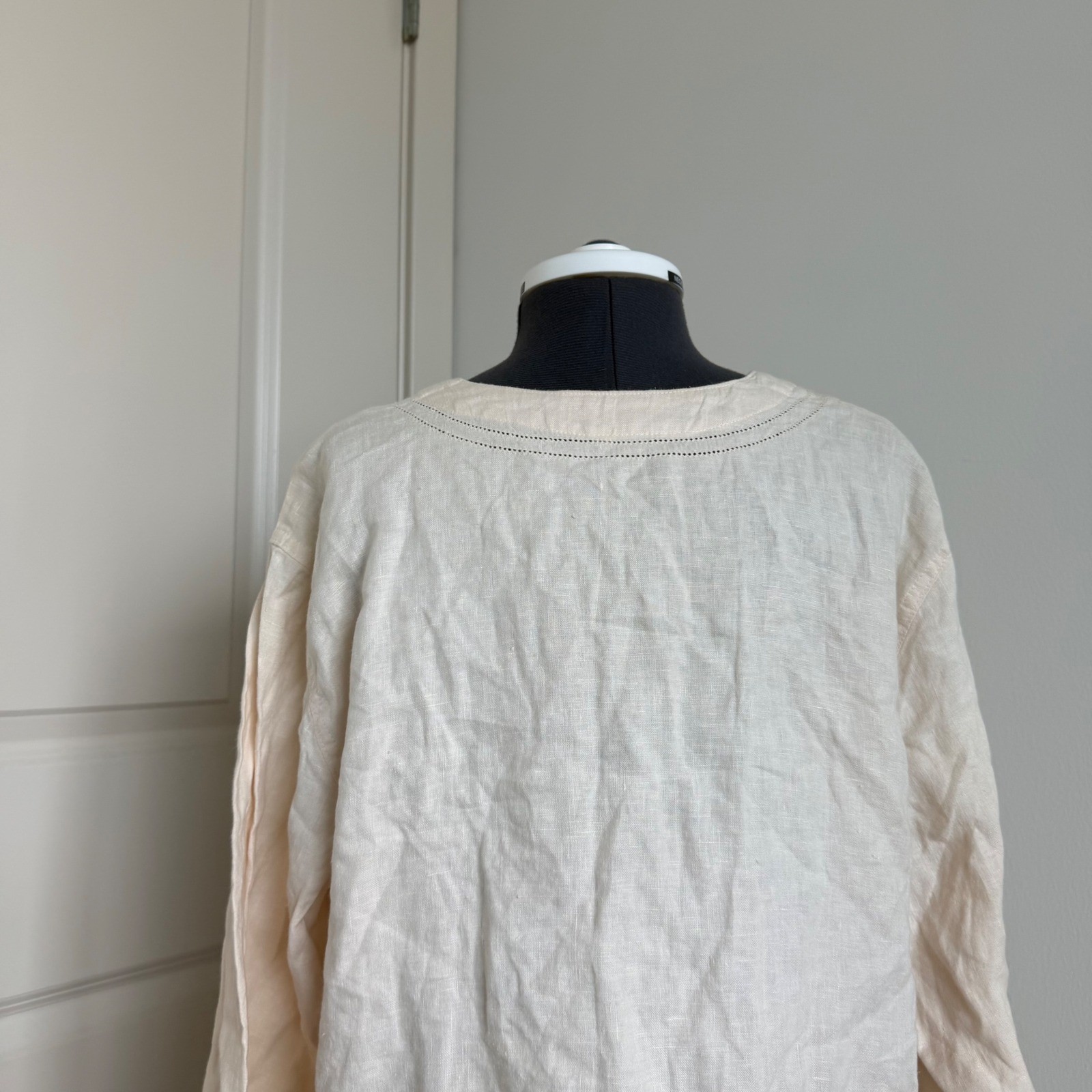 Vintage Boho Linen Mother of Pearl Button Front Top