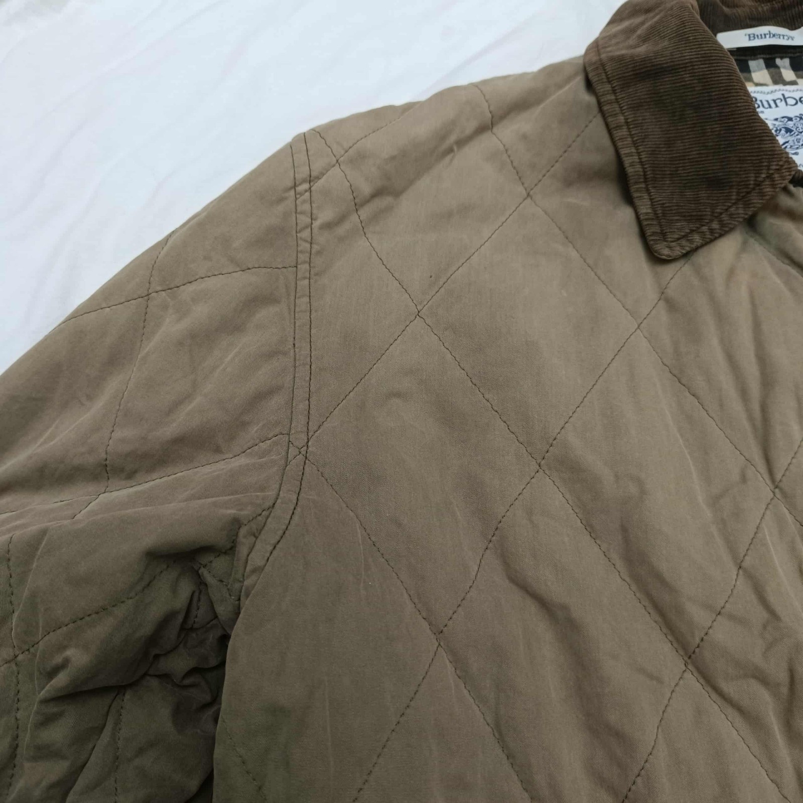 Burberry Vintage Quilted Women Jacket Nova Check Lining Khaki Size 36 US 46 EU