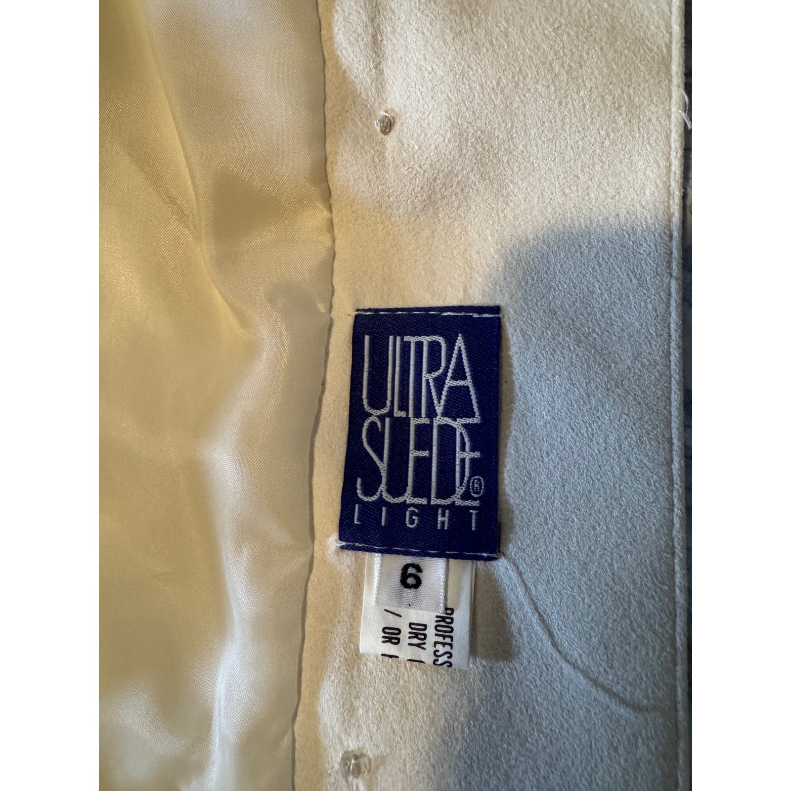 Vintage Women’s Ivory Faux Suede Jacket Mock Neck Lightweight Coat Made in USA