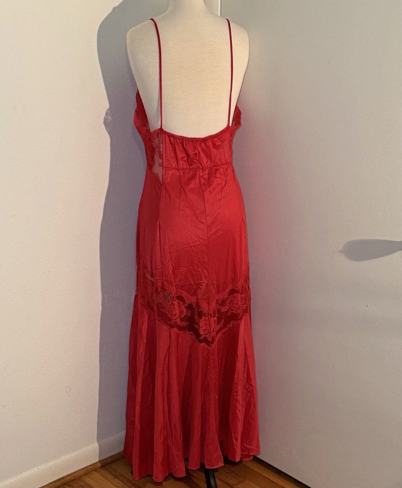 VTG 80’s Red Satin Nylon & Lace Nightgown Maxi Full Sweep Flare Thin Strap MED