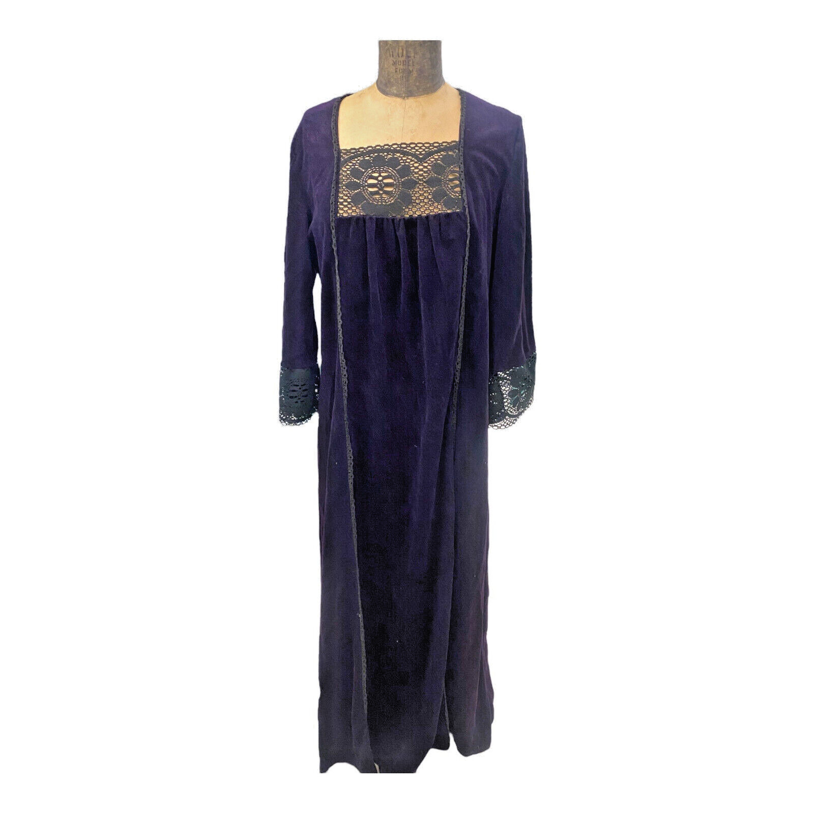 VTG 60s-70s Gerry Dress by Wior Brothers California Boho Purple Velvet W/ Lace M
