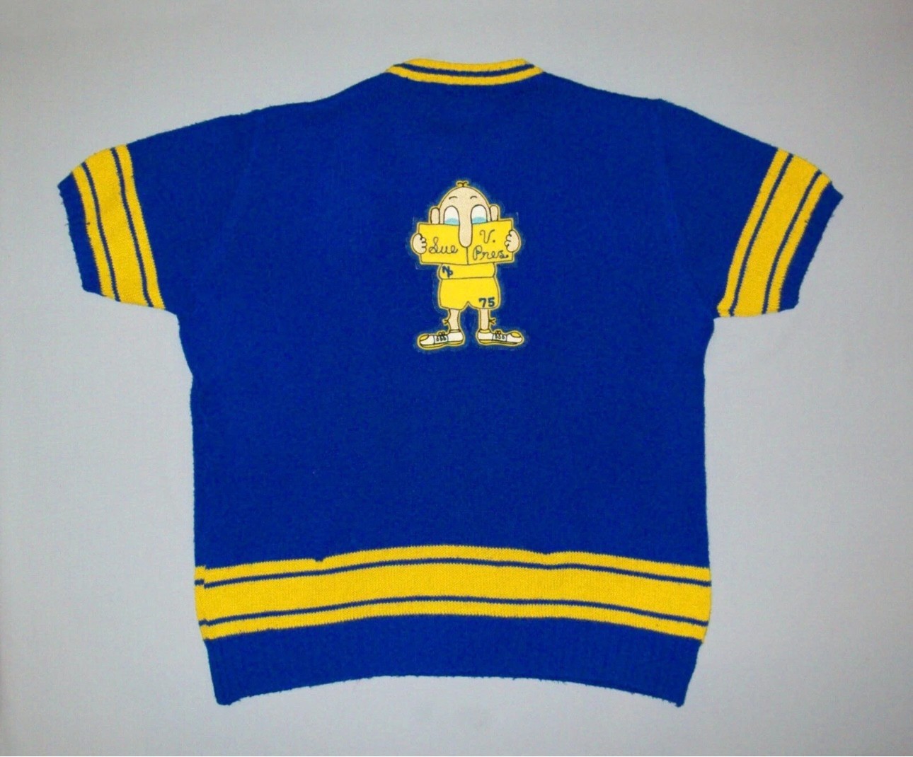 Nice Old Vtg 1970s Era Sports Jersey With Great Kilroy Patch Girls Shirt Patches