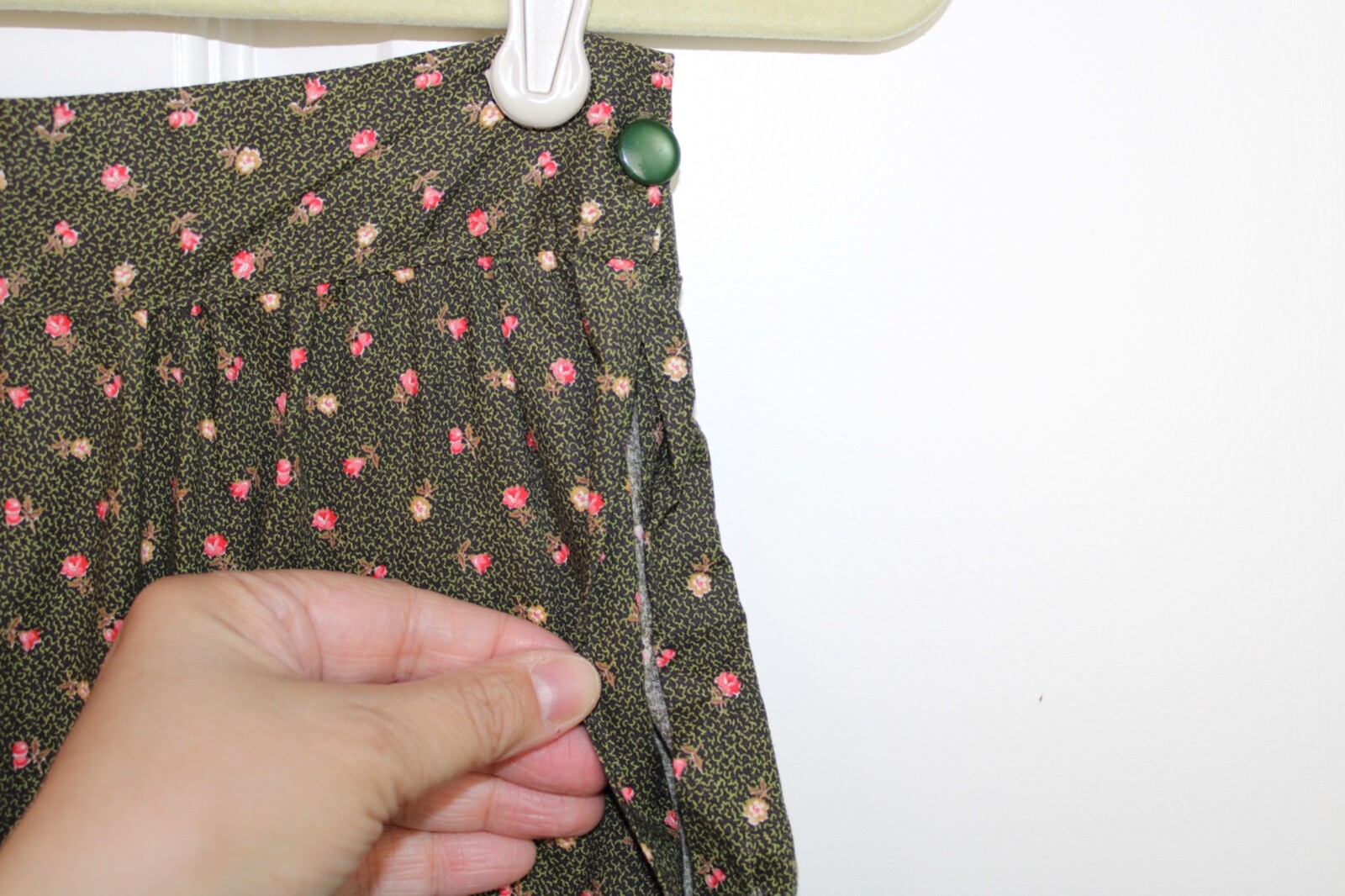 Handmade Vintage VIP Fabric Cranston Print Works Micro Floral Prairie Skirt XS-S