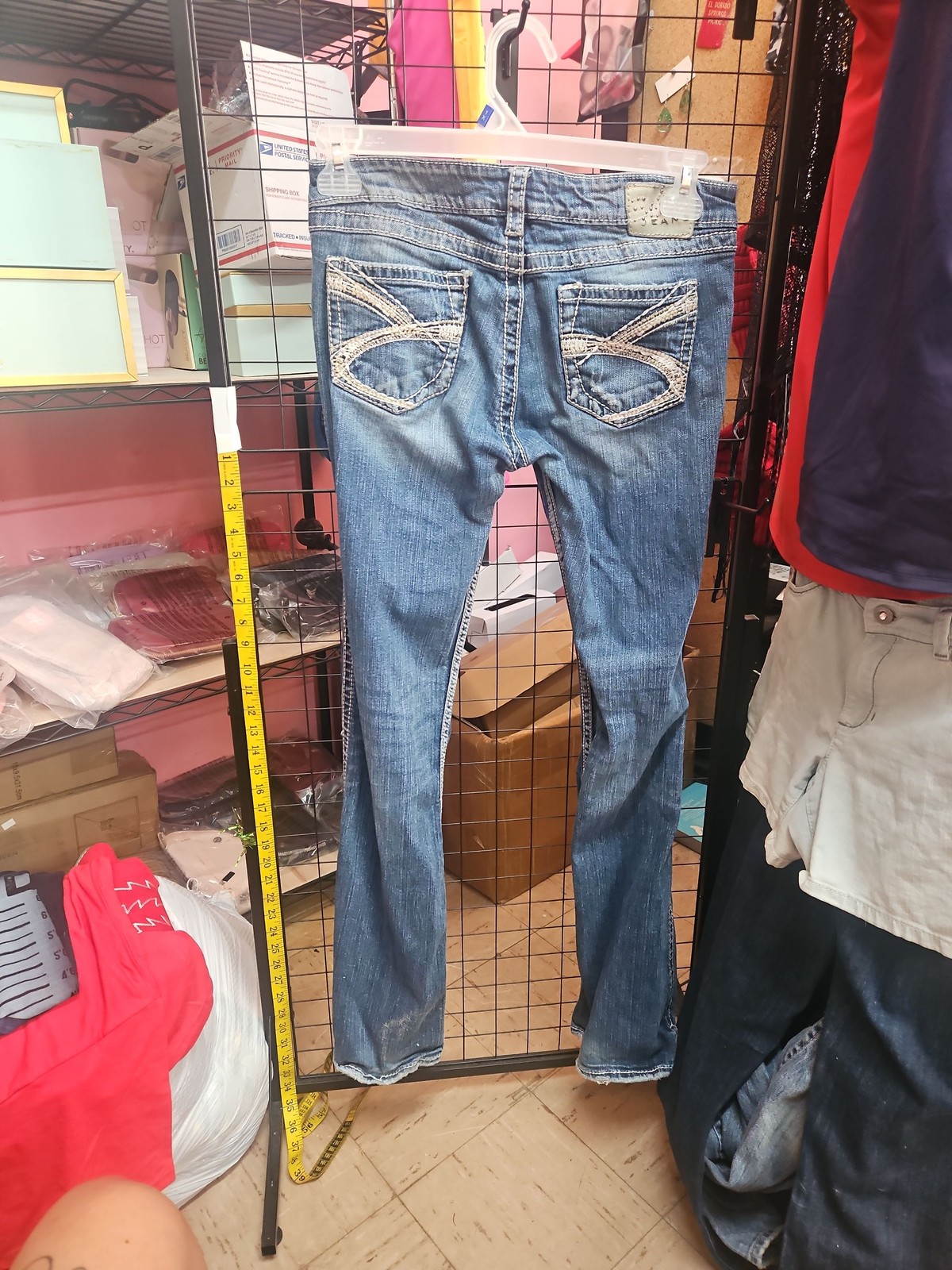 Silver Jeans Co. Tuesday Bootcut W28/L33 Blue Distressed