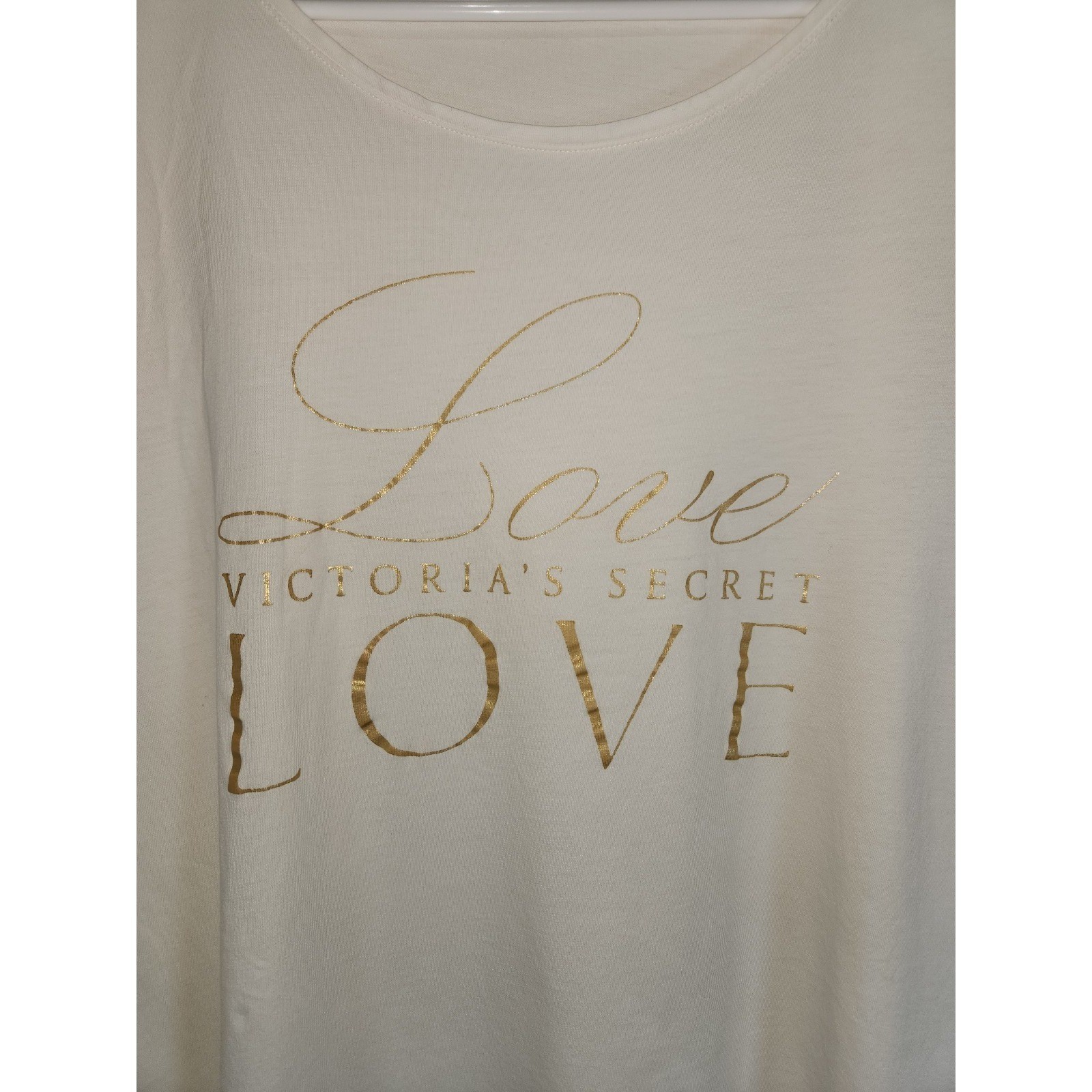Victoria’s Secret Women’s sz XL Off White Short Sleeved Sleep Shirt
