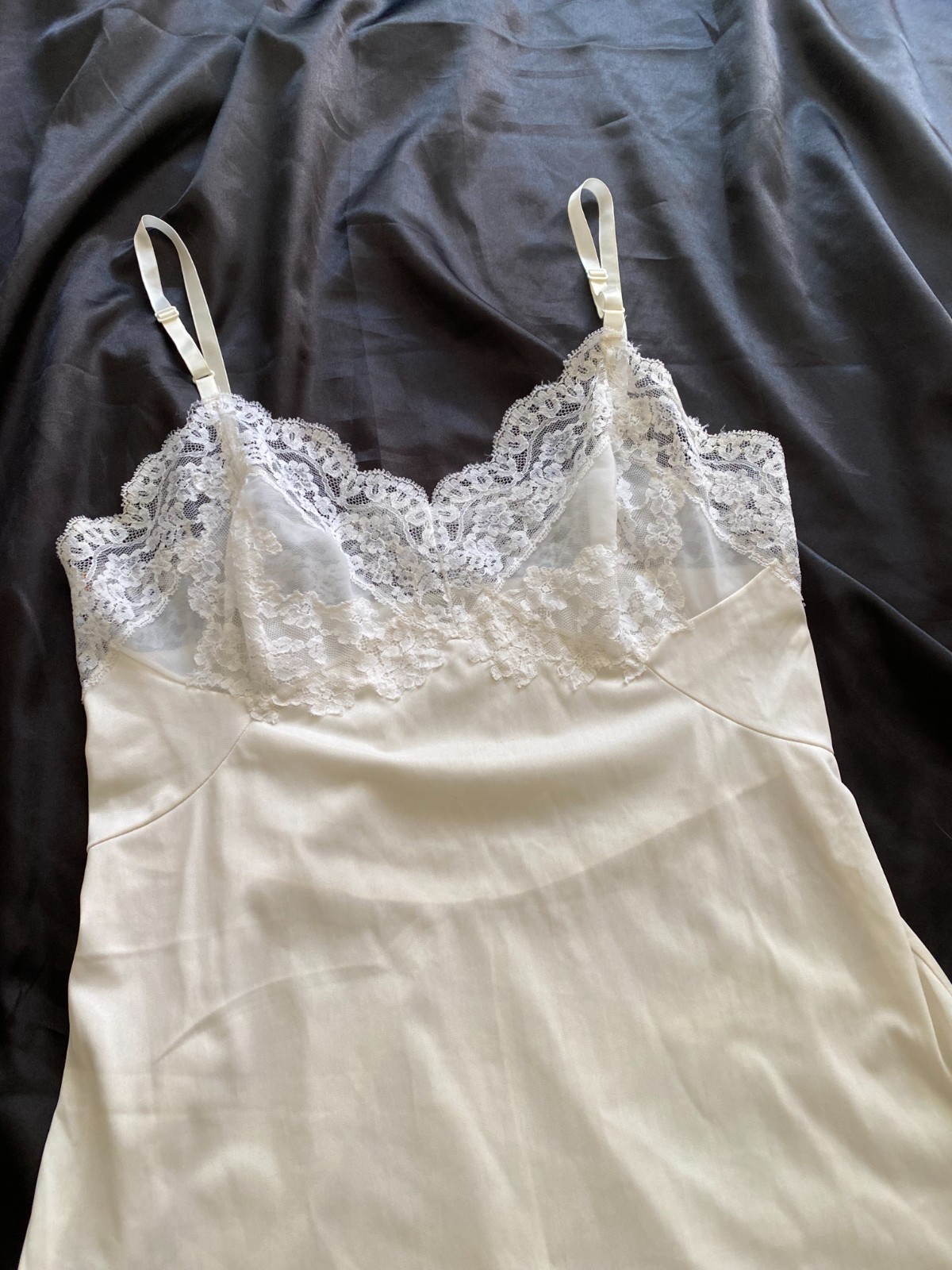 Vintage 1960s White Lace Trim Mini Slip Mod Boho Small Bride