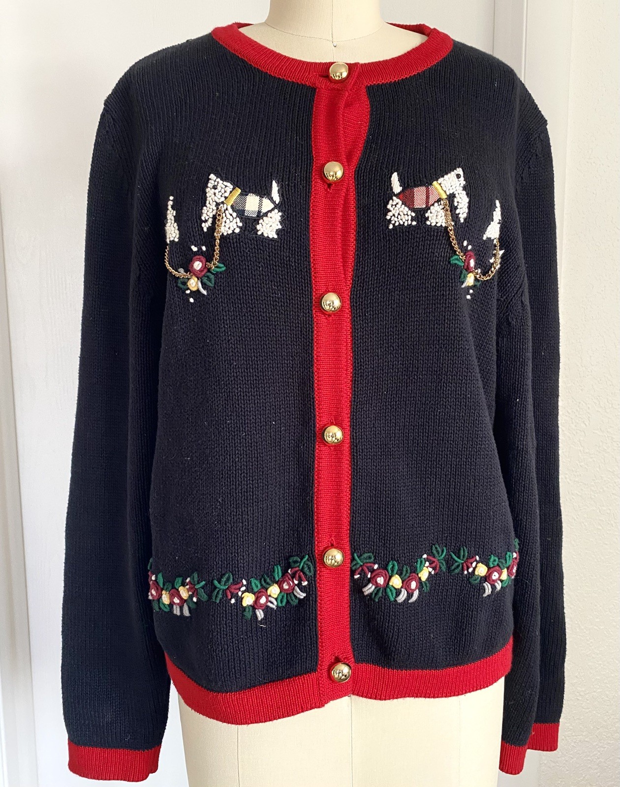 Vtg Eagle’s Eye Embroidered DOG with Chain Leash Cardigan Sweater Dog Medium