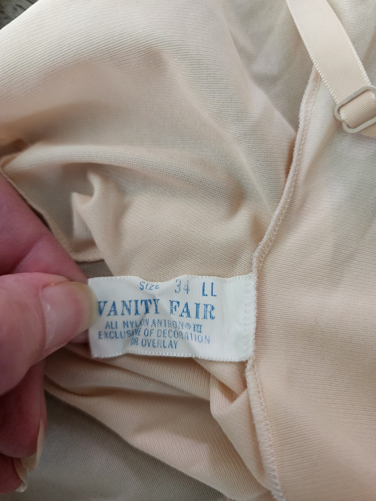 Vintage Vanity Fair Beige Full Slip Womens 34 LL Nylon Long