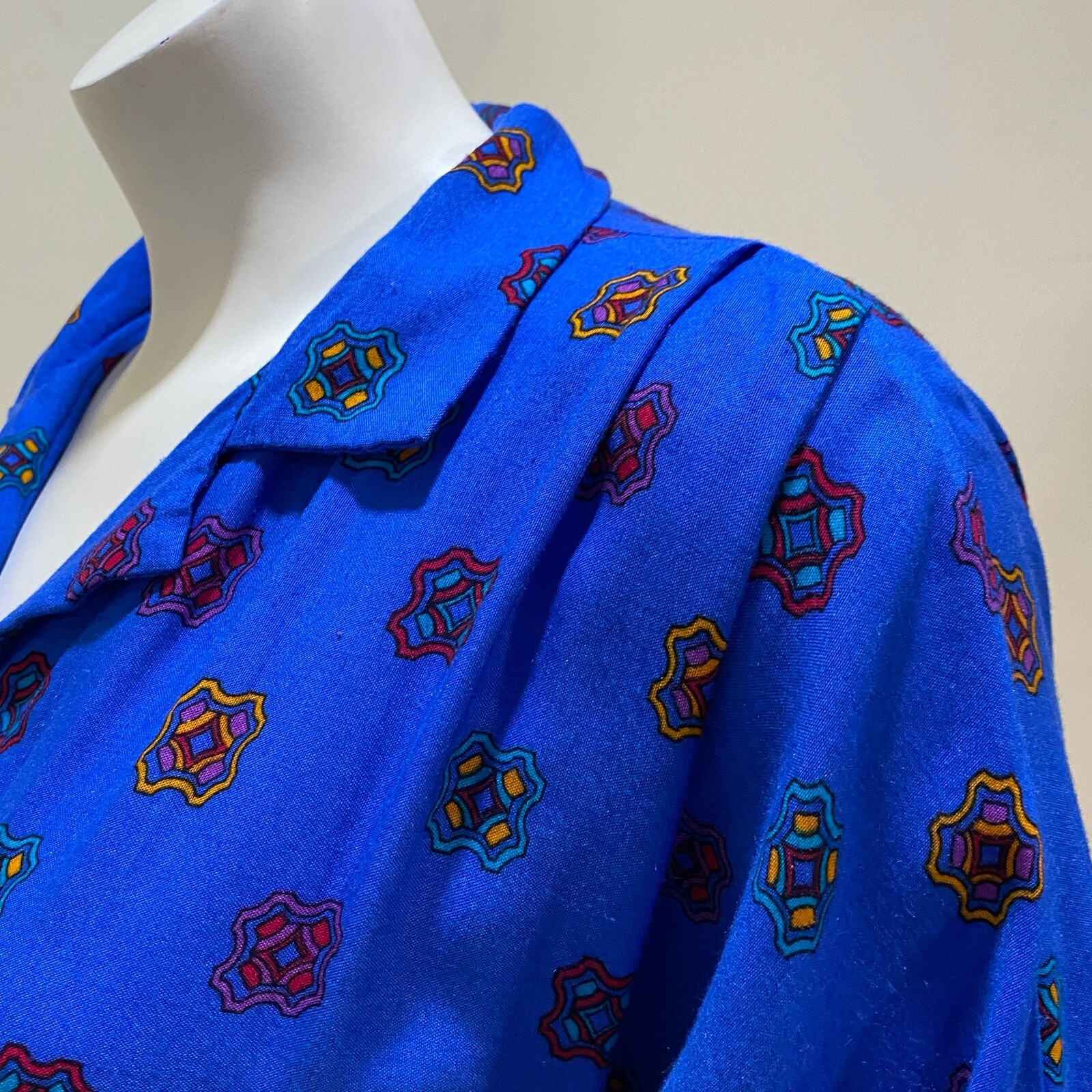 Vintage Malouf Dress Women’s 14 Average Blue Floral Rayon Pockets Belt Midi