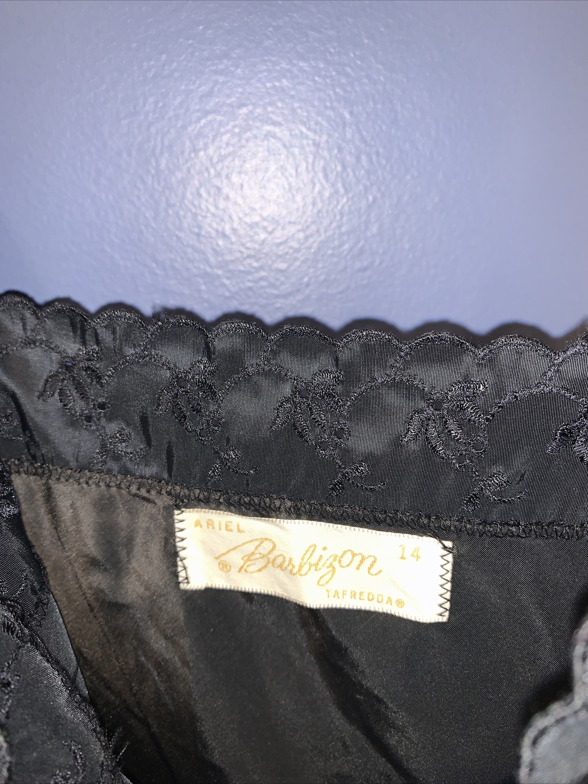 Vintage Barbizon Slip Ariel black Tafredda, size 14 Talon Zip Excellent