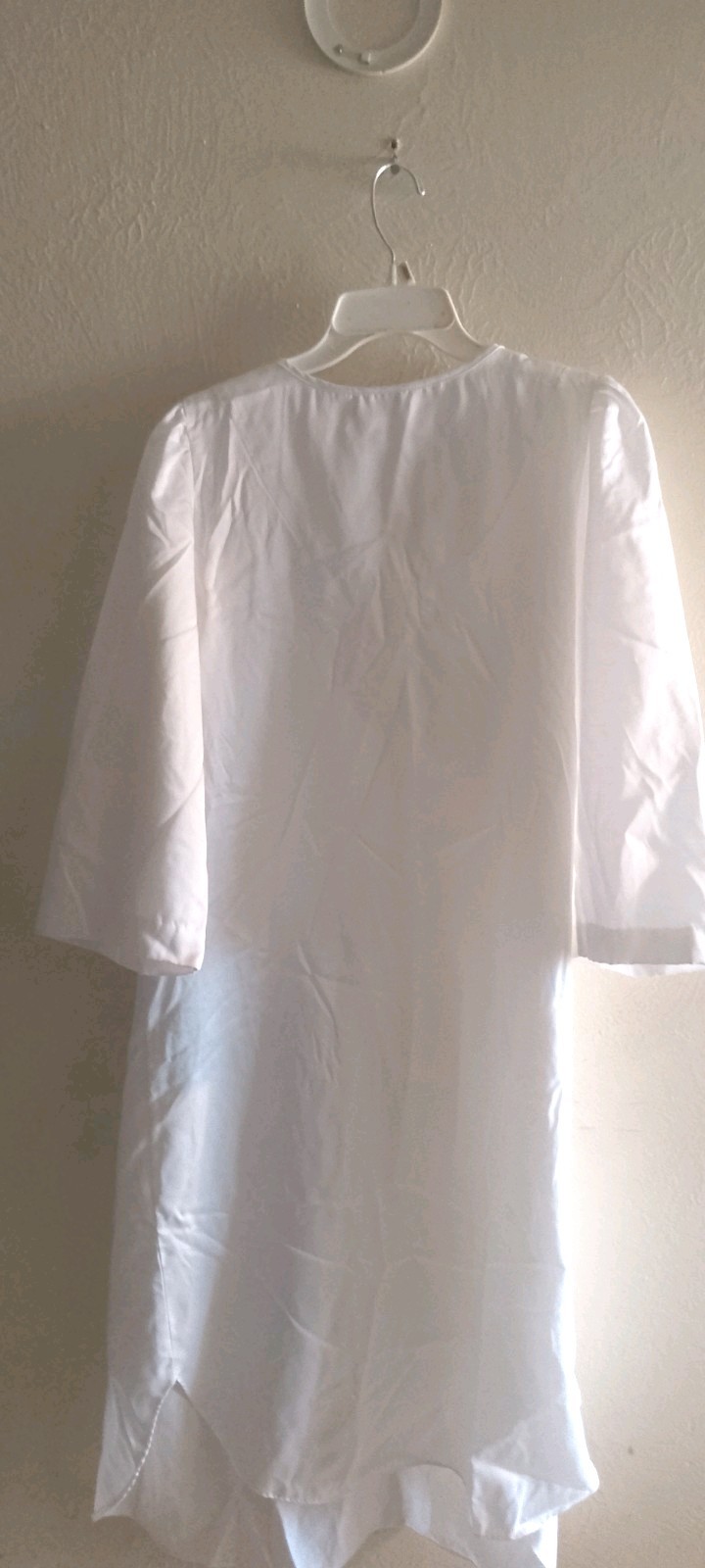 Vtg, Nicole,Maxi Nightgown,Satin, M, White, Embroidery, Grandma core 80s,glossy