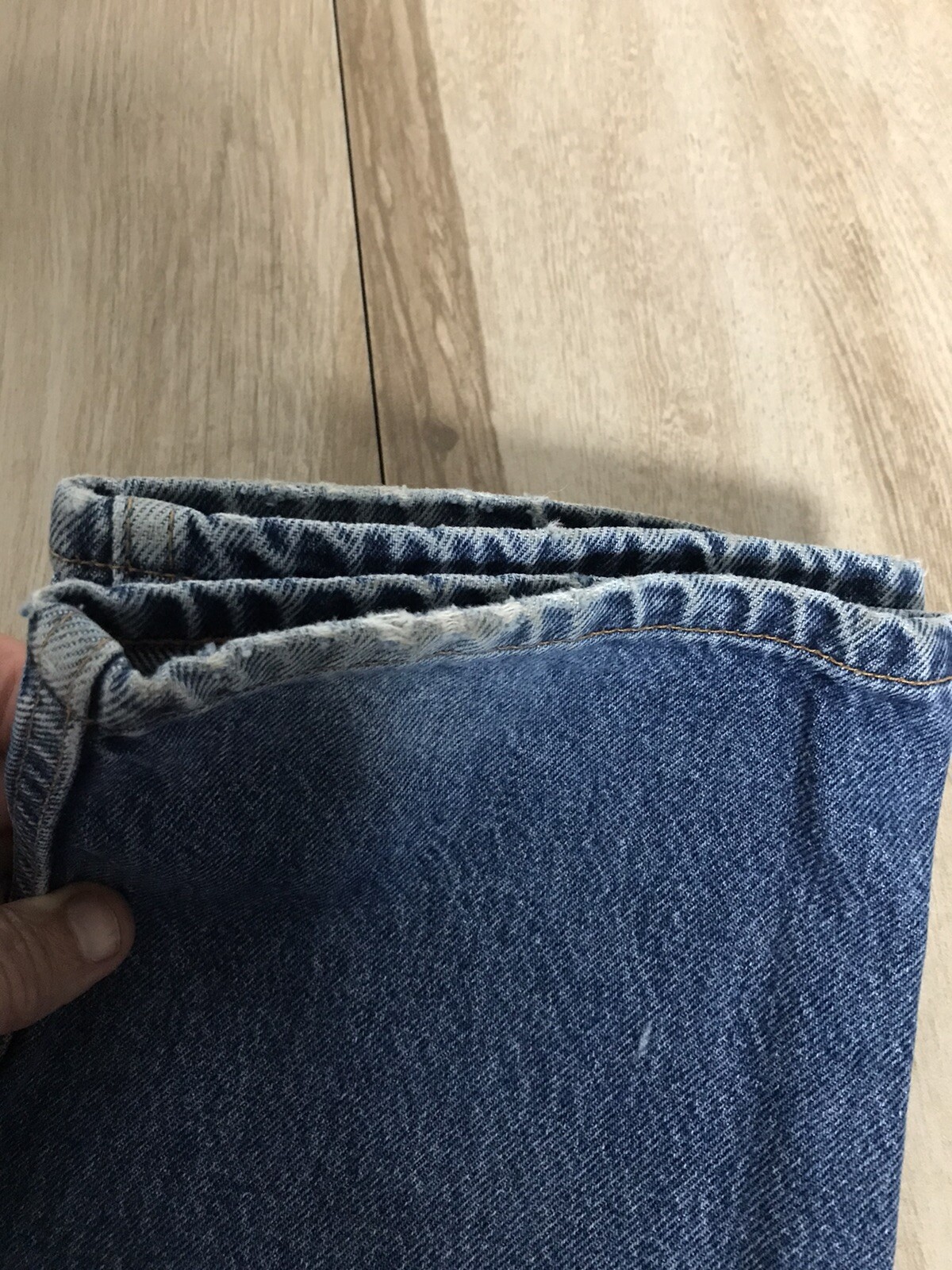 Levis 550 Relaxed Tapered Jeans 18 Reg L (35×32)