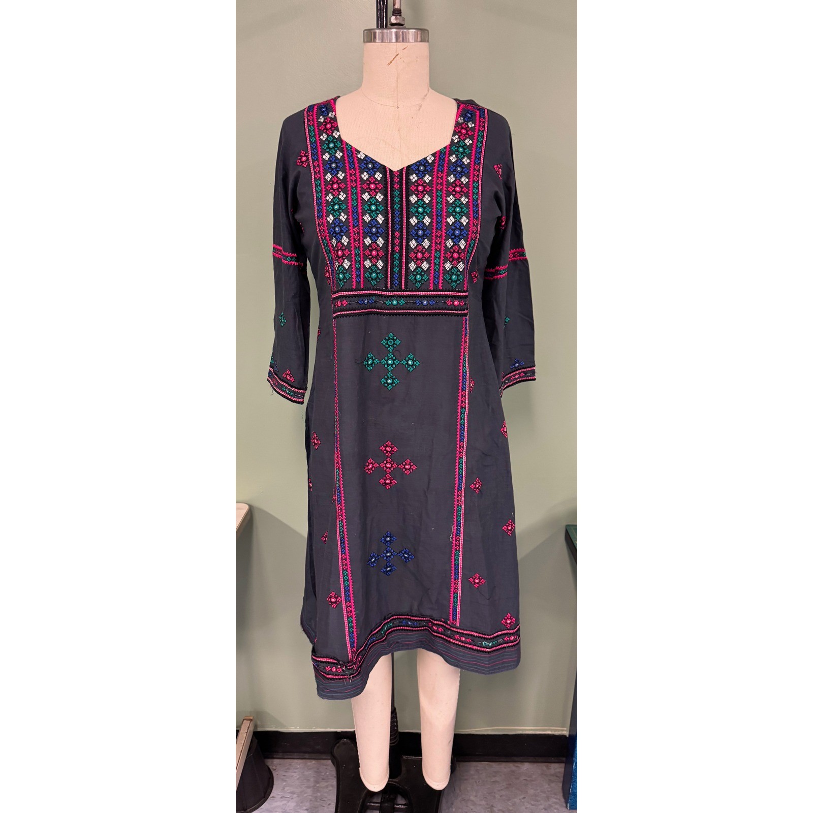 Vintage Ethnic Embroidered Tunic Dress Black Pink Boho Shisha Mirror Midi Kurta