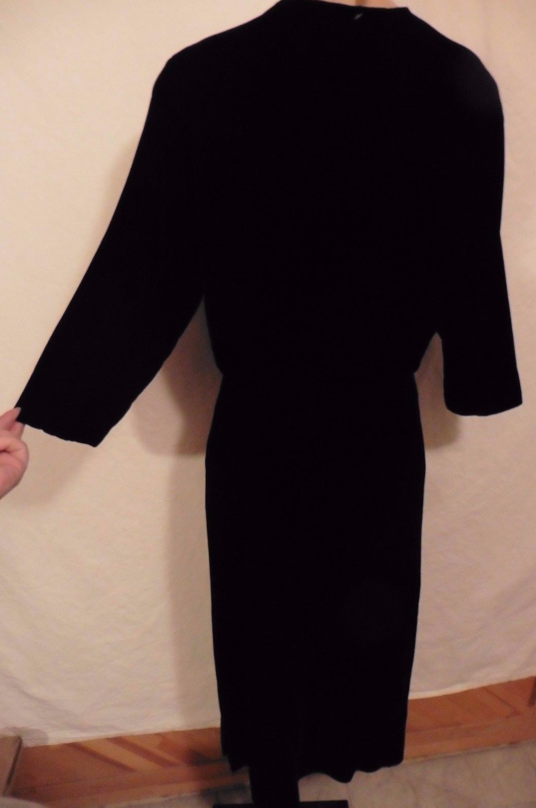 50s Black Velvet Suit sz 40x28x41