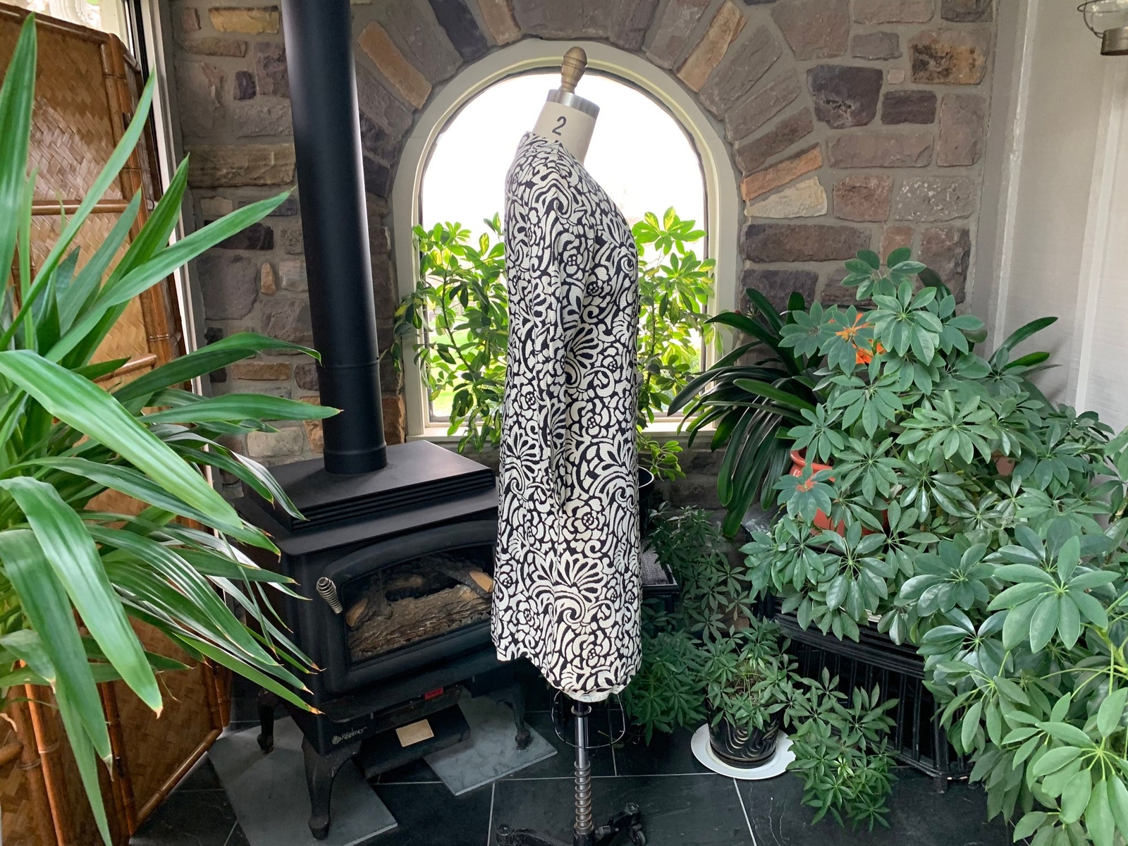 Vintage 1960s Black and Ivory Lightweight Swing Coat Abstract Design