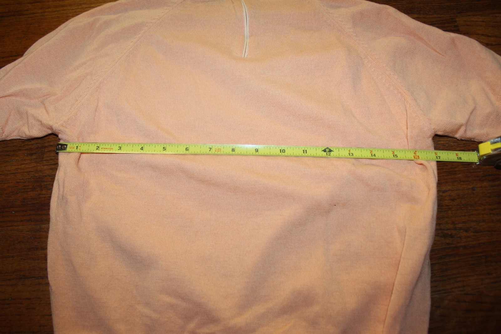 Vintage 1960s Full Fashioned Macy’s Coral Peach Pink Wool Knitted Jumper Top