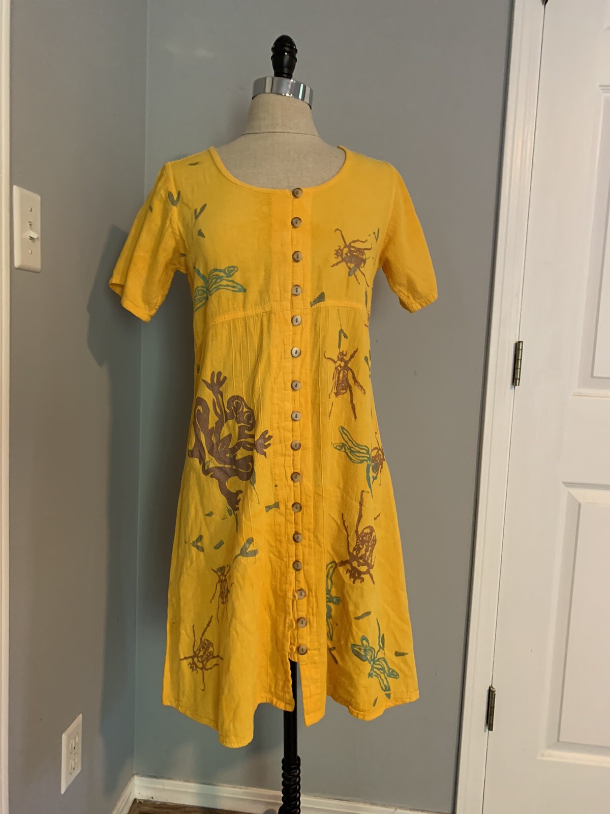 Vintage 90s Insect Dress Dragonfly Beetle Frog Print Boho Hippy Grunge Weird Art