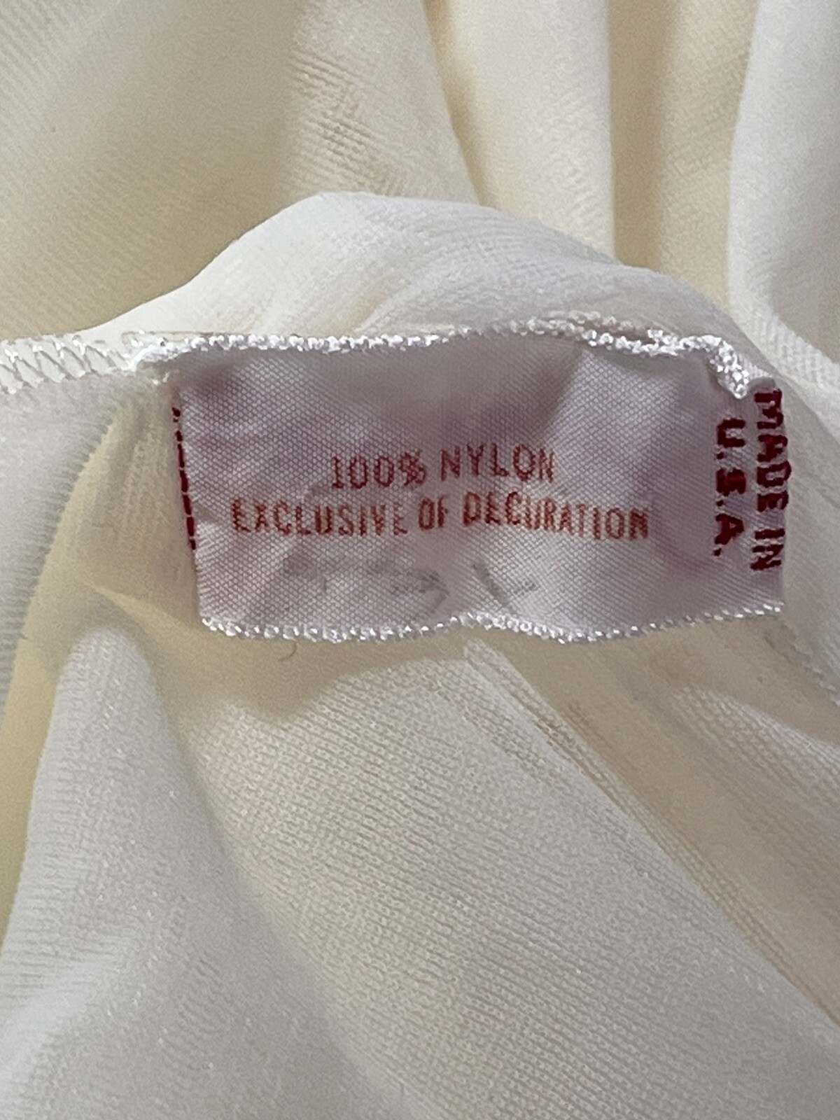 Vintage Seamprufe Ivory Nylon Double Layer Robe Two Button Front Back Bow