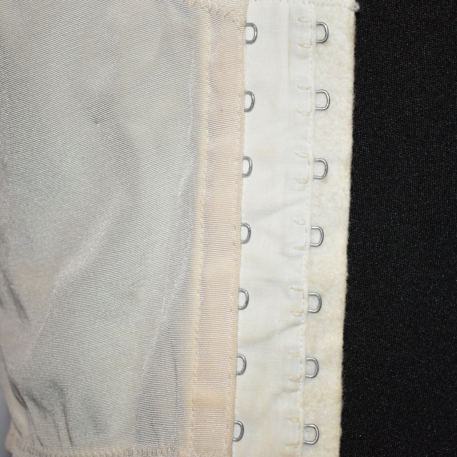 Vintage Angela Long Bra White Bustier 34B Style P570 with Original Box