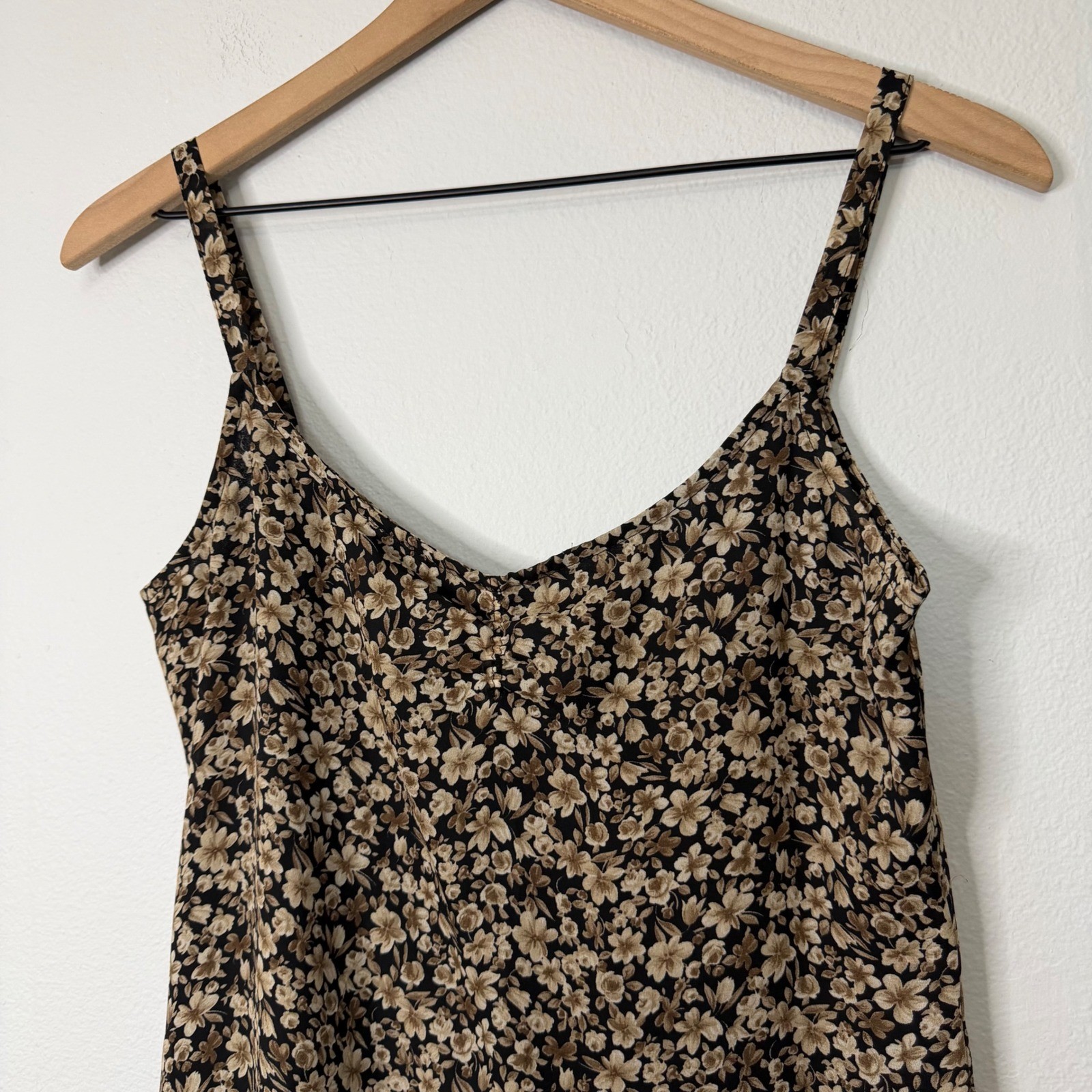 Vintage Y2K Old Navy – Strappy Dark Floral Mini Cami Slip Dress 00’s 90’s Vibes