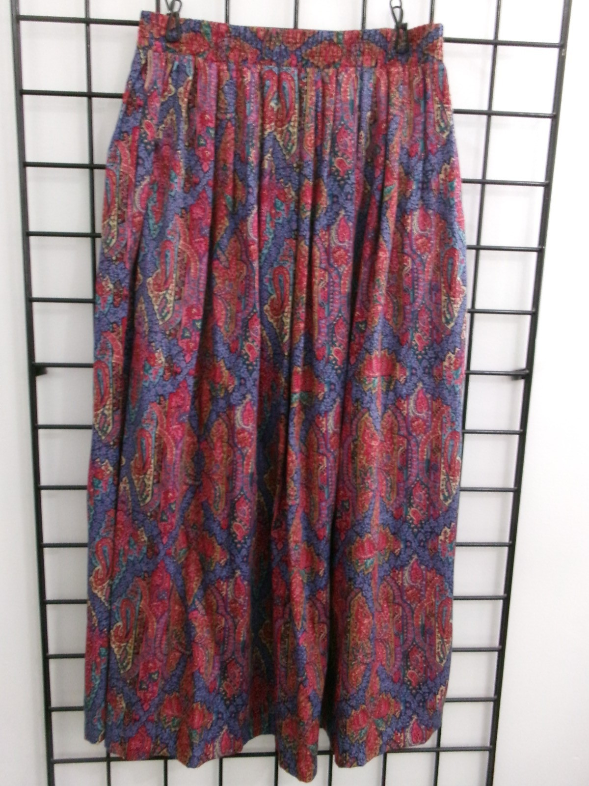 VINTAGE DAVID BROOKS 🌸 SIZE 10==BLUE & RED PAISLEY PRINT /PULL ON MAXI SKIRT