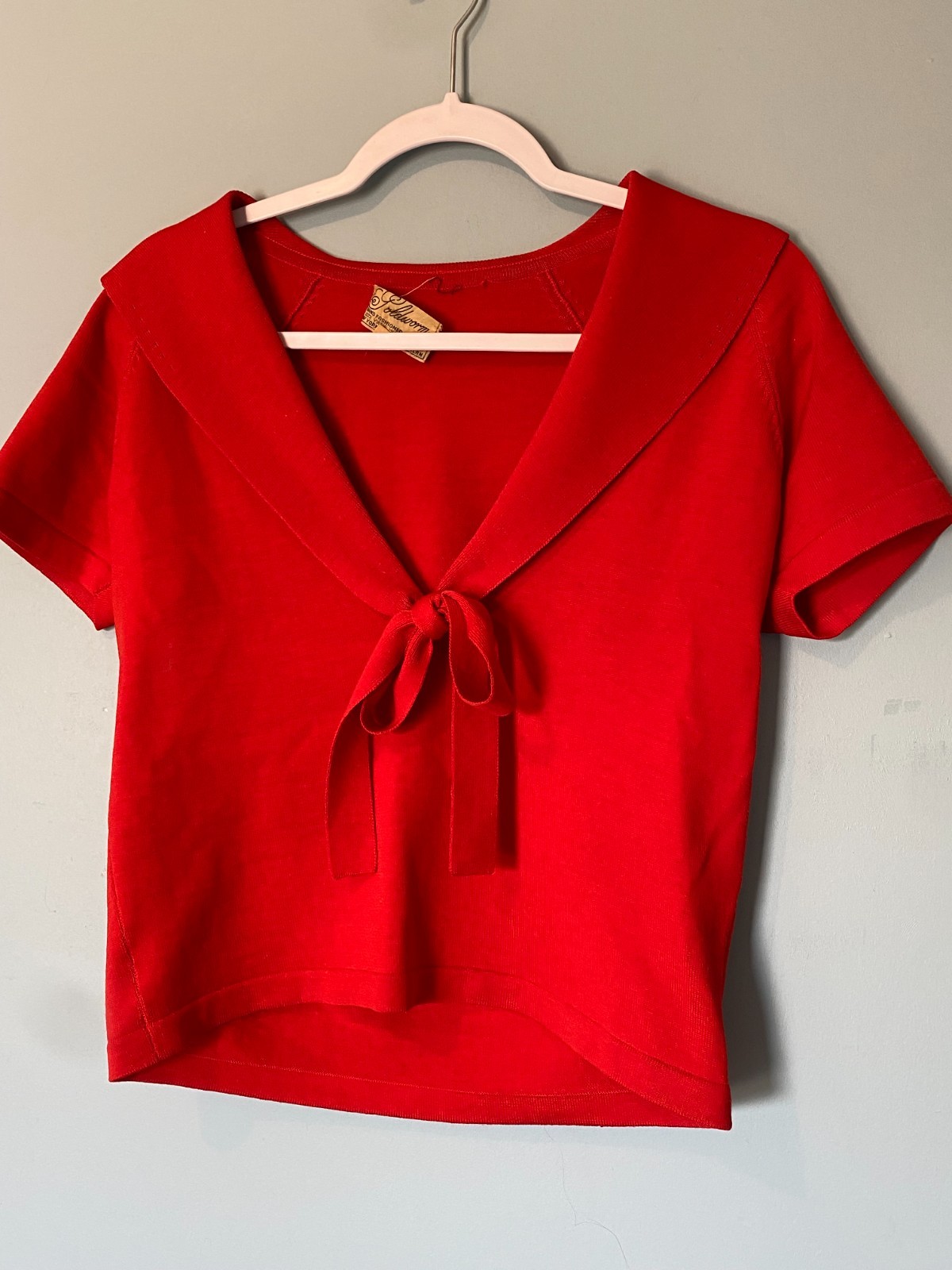 Vintage 60s Goldworm Italy Red Merino Wool Sailor Collar Tie Front Sweater Top 8