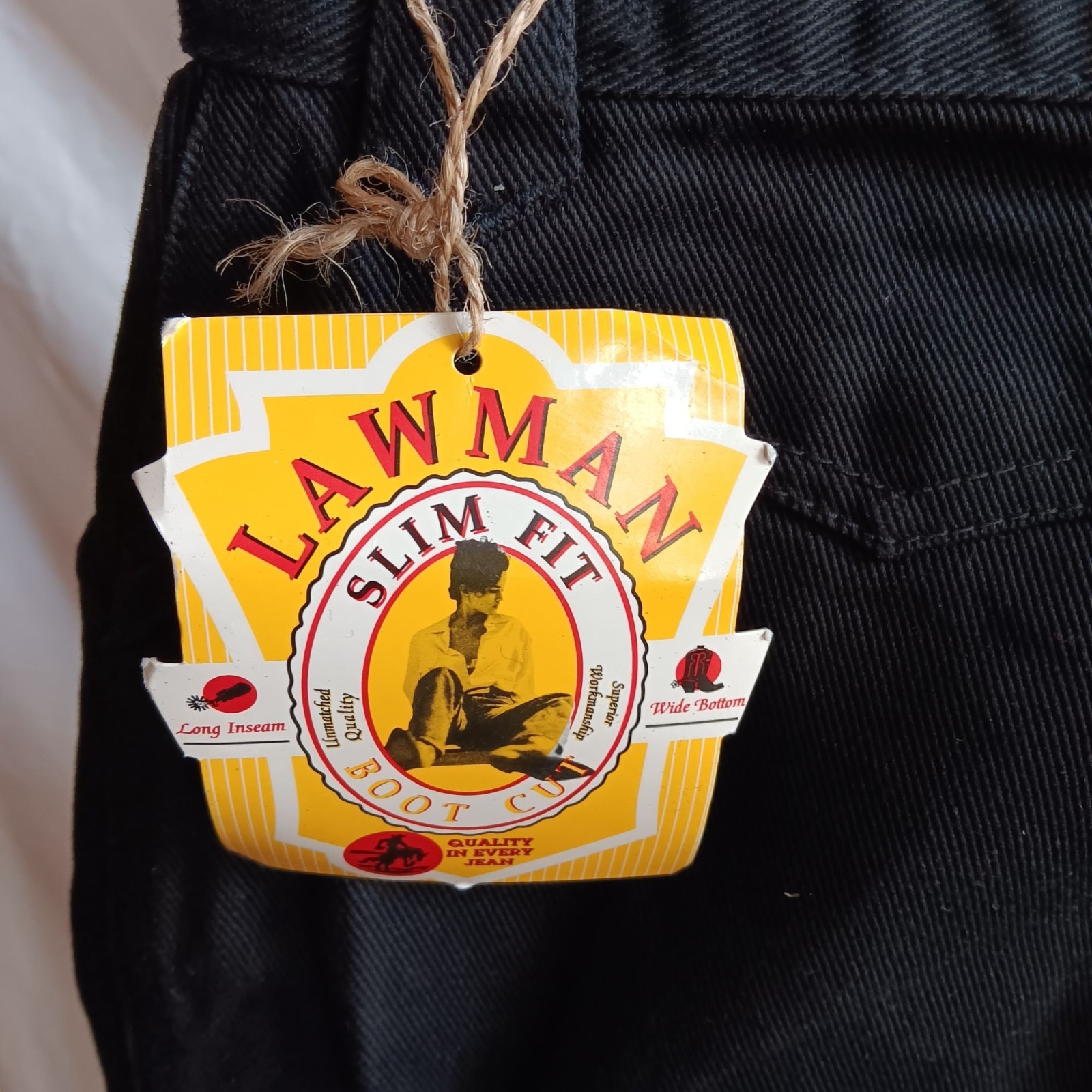 New Vintage Cowgirl Jeans Size 11 28x36Women’s Lawman Slim Fit Black Bootcut
