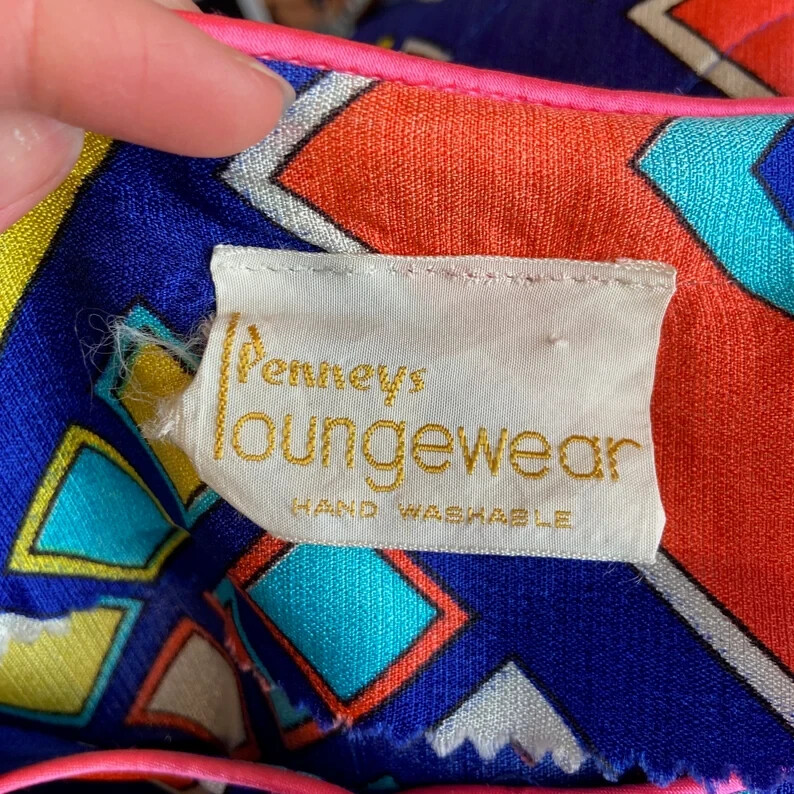 Vtg 60s Neon Mod Geometric Print Quilted Penneys Loungewear Housecoat Robe XS