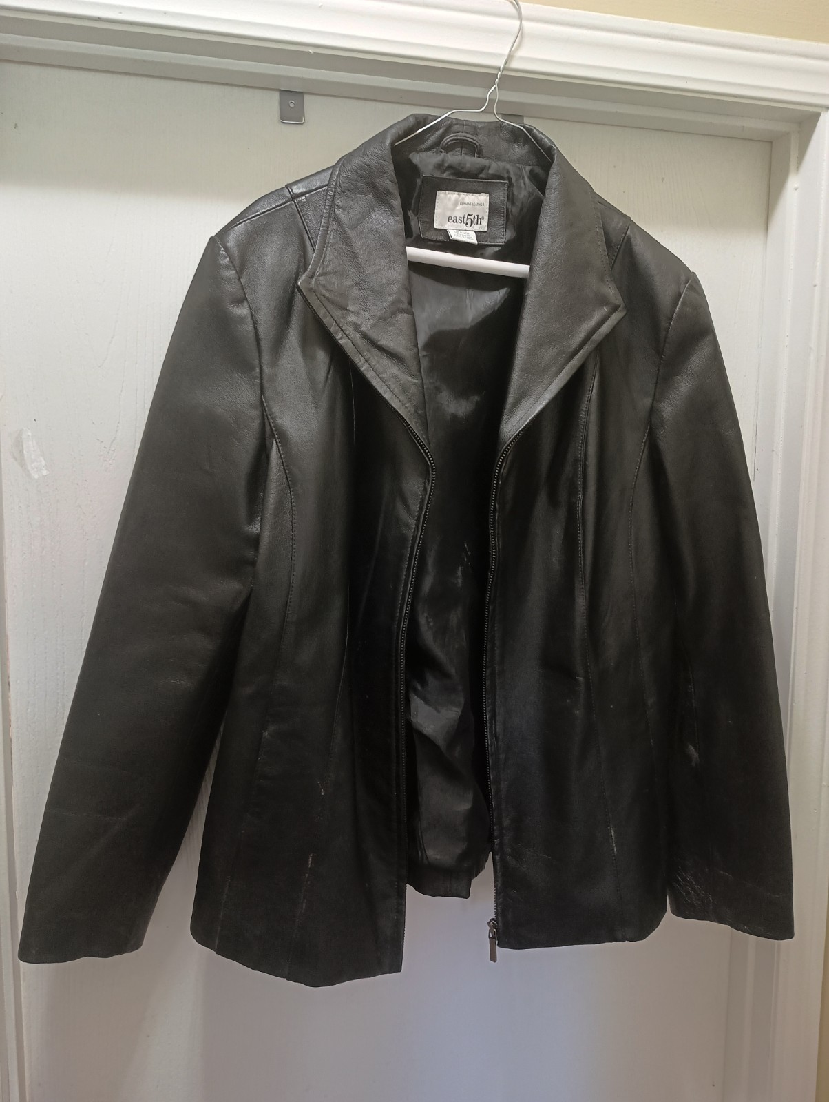 East5th Black 100% Leather Zipper Jacket – Women’s Size Large – Lined
