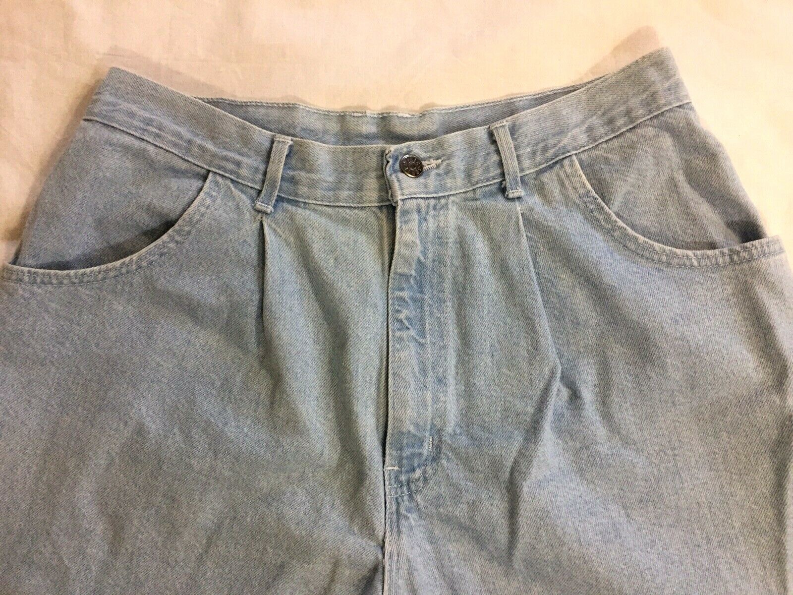 Vintage Chic Plus Size 18 33×8-1/2 Blue Cotton Denim Jean High Waist Mom Shorts