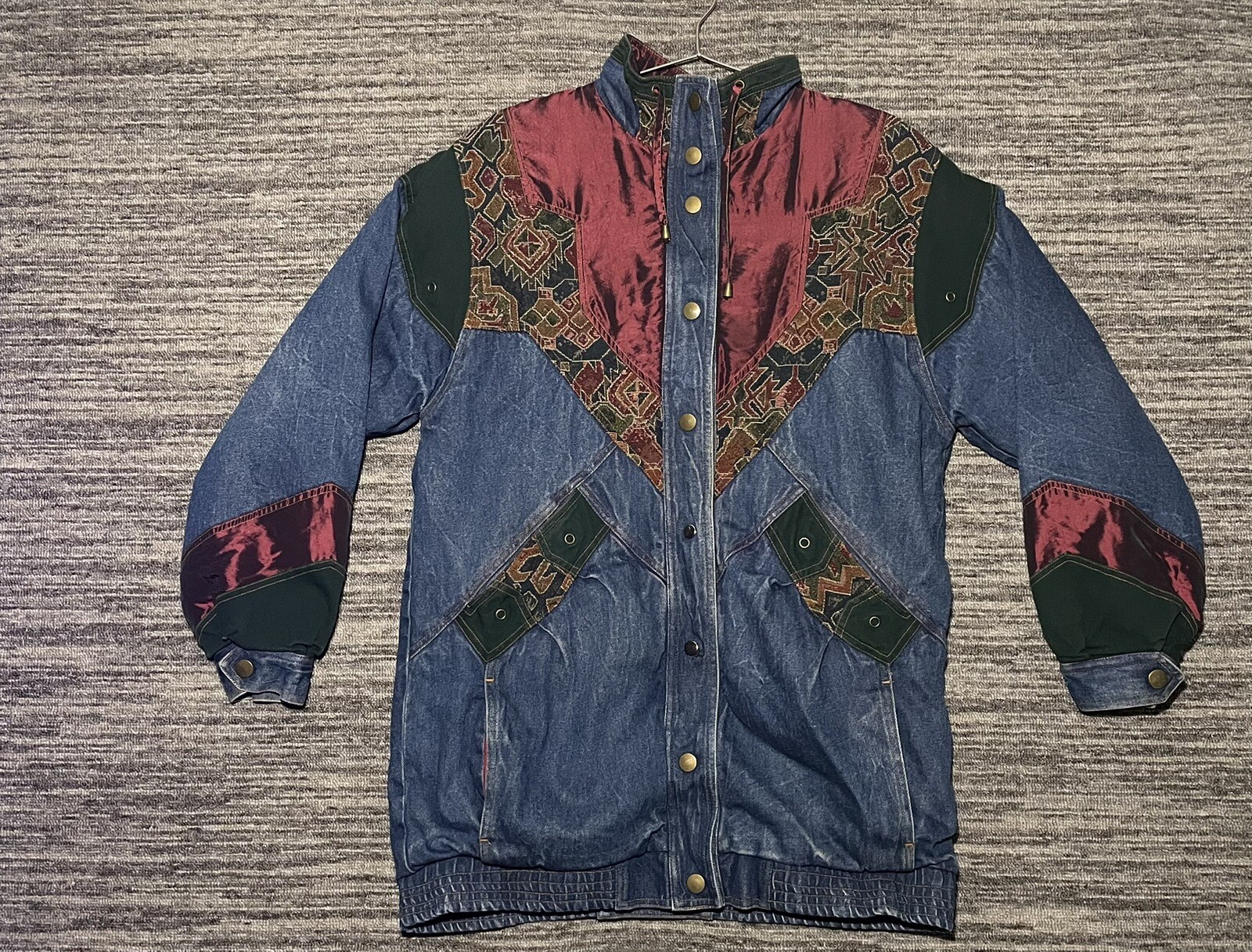 Vintage 90s Two Twenty Women’s Blue Denim Patchwork Winter Lined Jacket Small