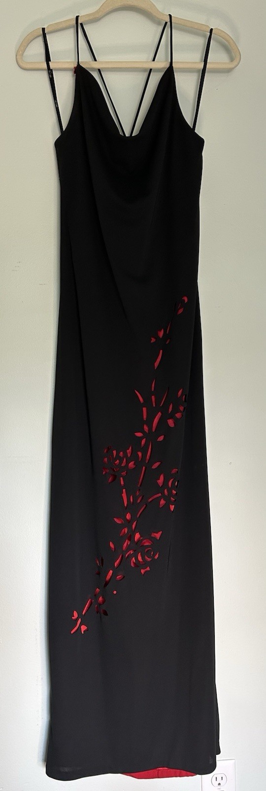 90s De Laru by Sheila Yen Black Maxi Slip Dress Laser-Cut Red Floral 13/14 Slit