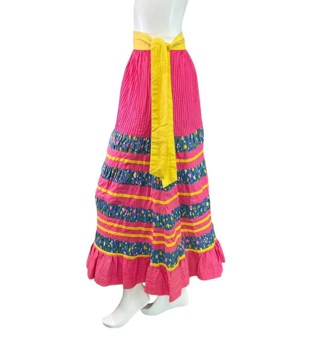 Georgia Charuhas Vintage 1970’s Folkloric Mexican Skirt Pink & Blue Floral Sz 10