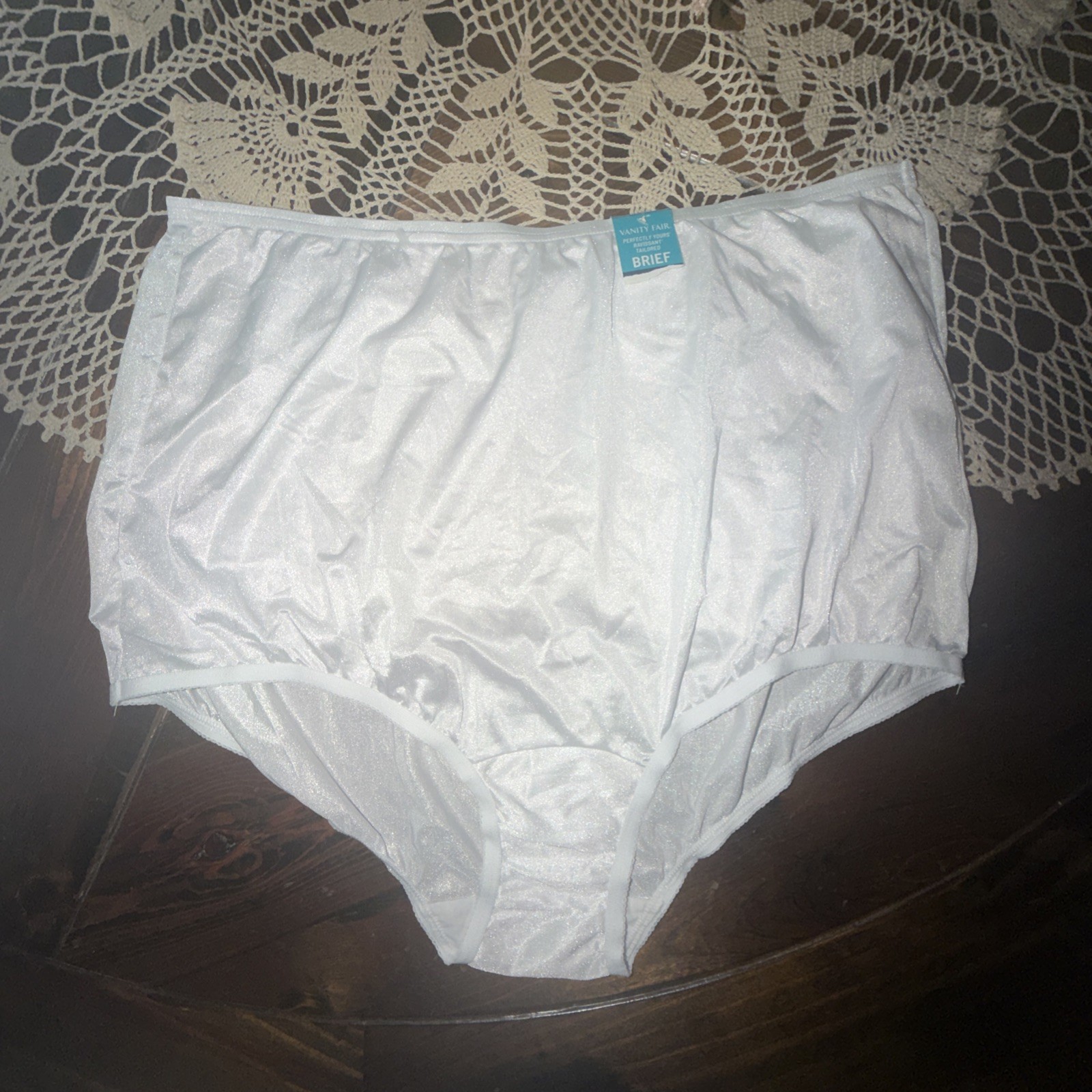 Vintage Vanity Fair Perfectly Yours Nylon Brief Panty Sz 9 2XL Ravissant 15711