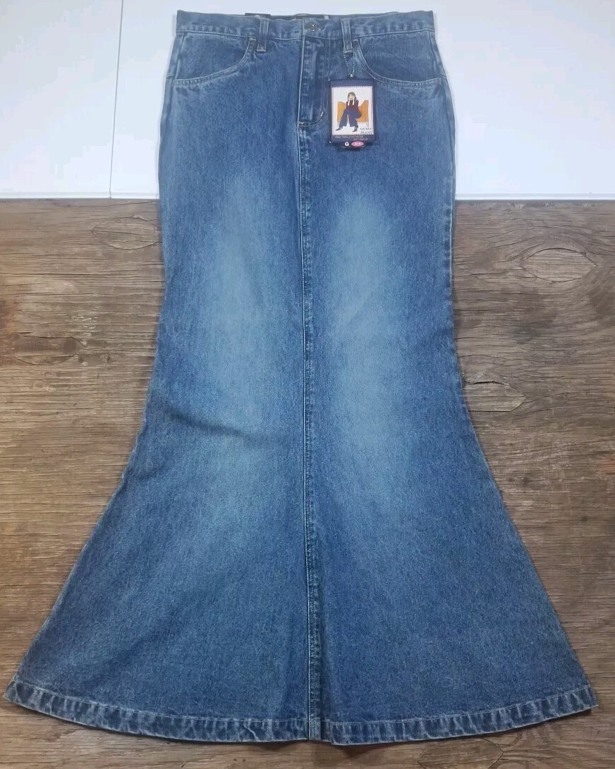 Vintage NWT 90’s Quizz New York Flare Jean Denim Skirt Size 3/4 Style B7-2165D