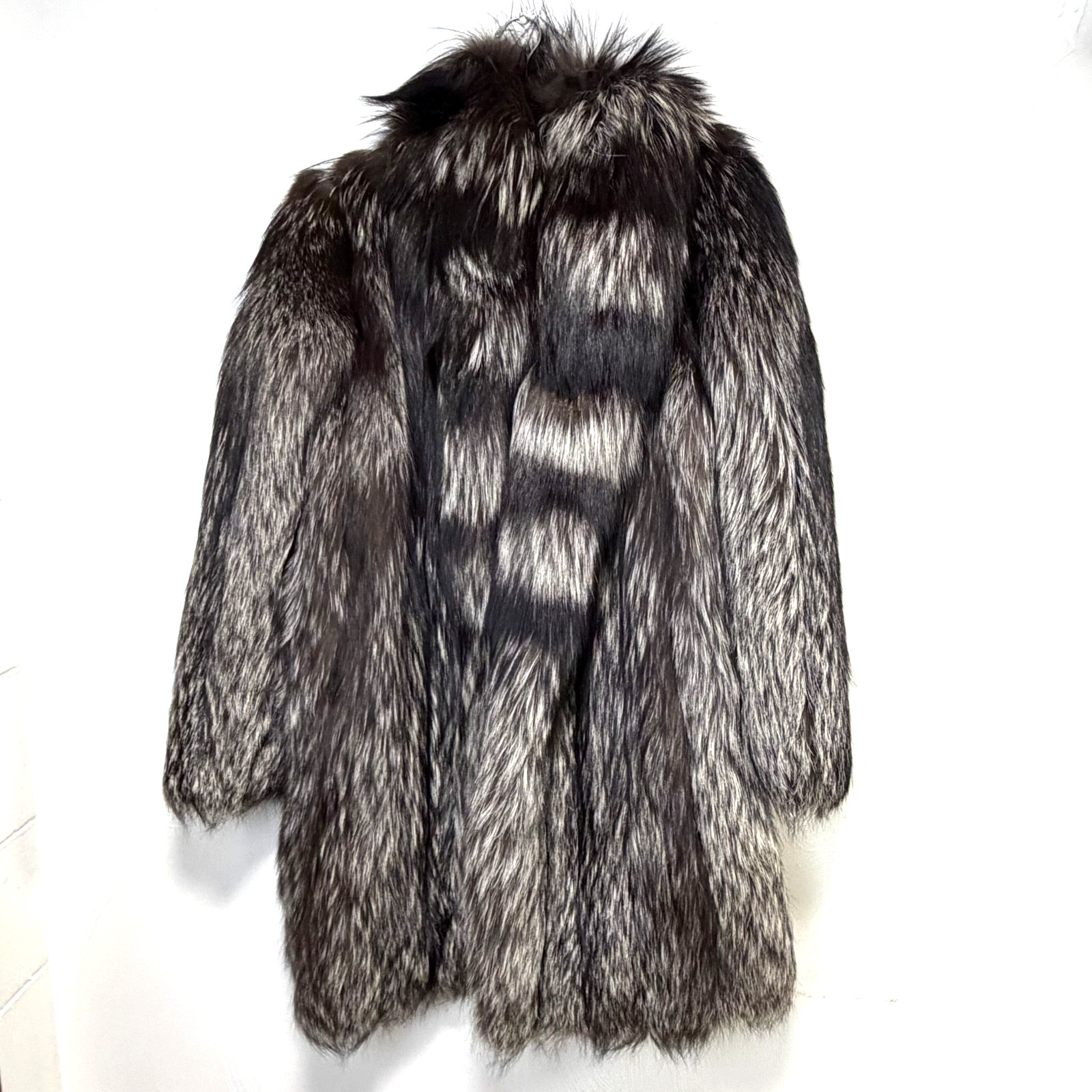 Vintage Women’s Luxury Genuine Silver Fox Fur Gray Black Coat Formal Jacket VTG