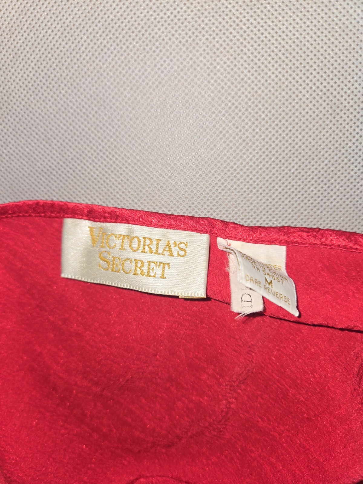 Victoria’s Secret Vintage Red Camisole Tank Top Lace Trim Size M Satin Cami