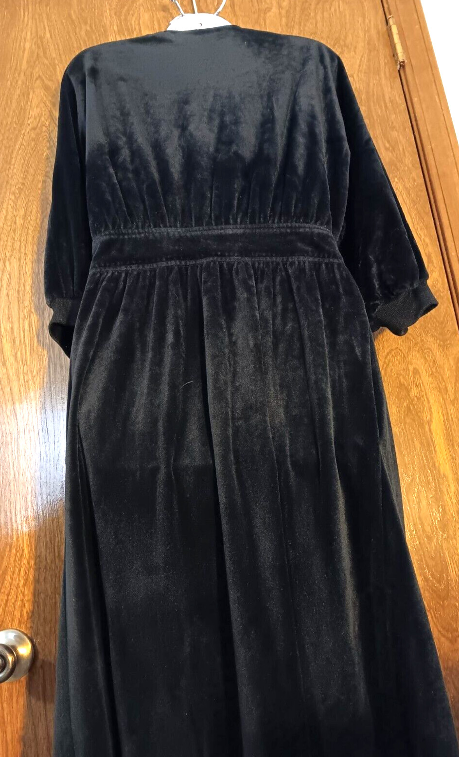 Vintage Jonathan Logan Black Velvet Robe Mid-Calf Size Small