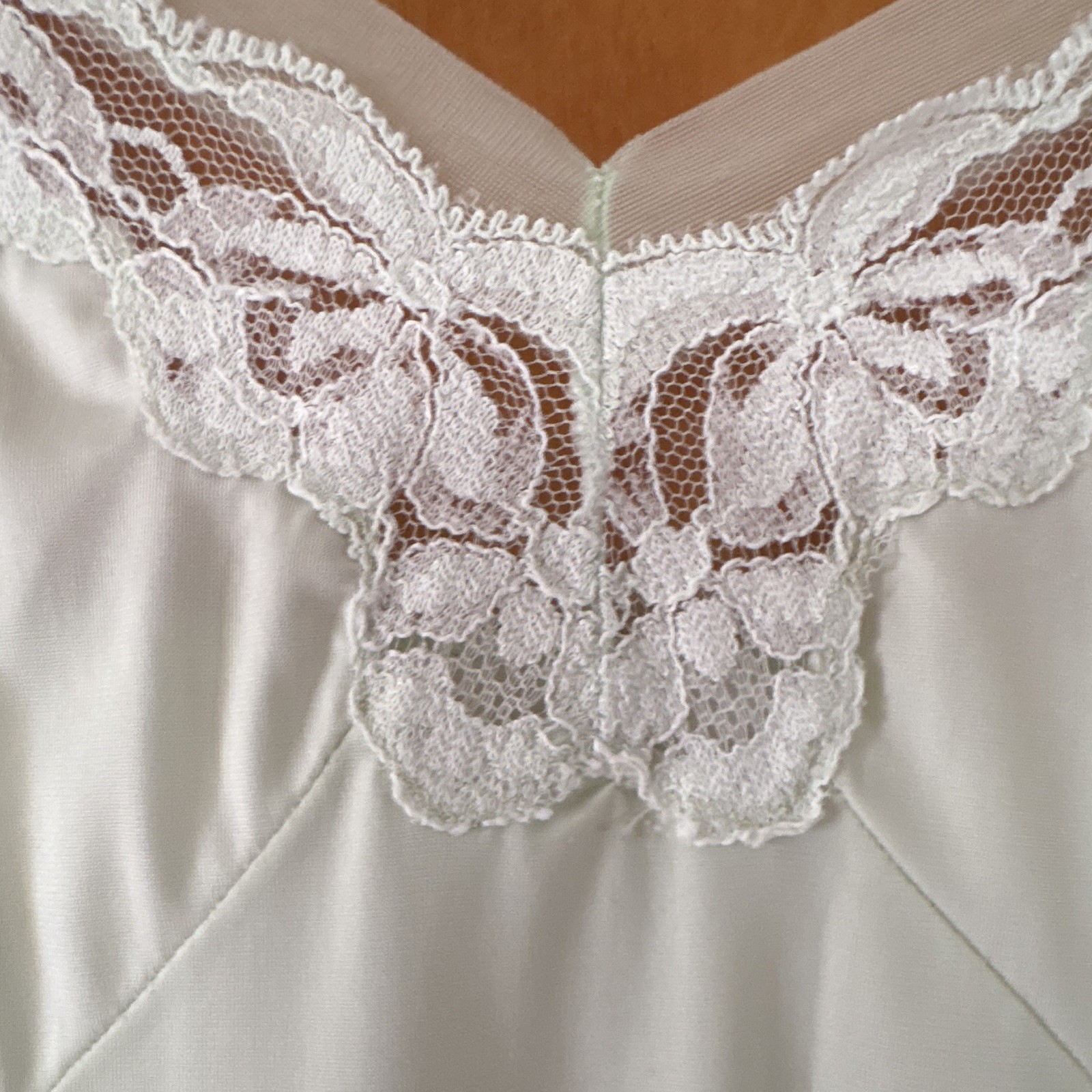 VINTAGE Women’s S light green Full Slip, Vintage Style Lace Detail & Lace Trim